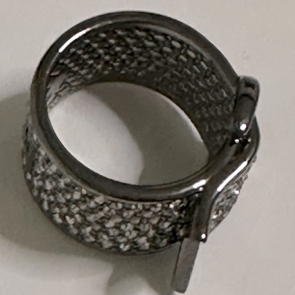 Sold out Vivienne Westwood dark gray / black sparkly signature band Ring - Picture 9 of 10